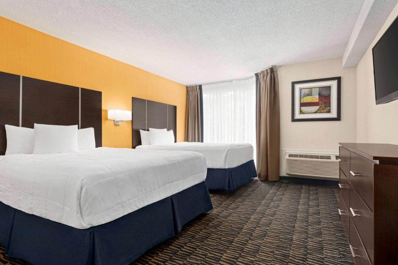 Ramada Plaza By Wyndham Niagara Falls Exterior foto