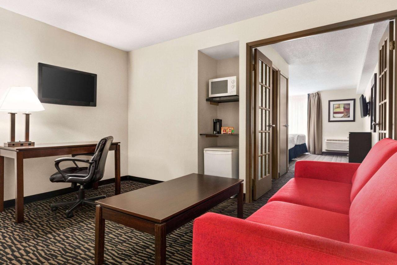 Ramada Plaza By Wyndham Niagara Falls Exterior foto