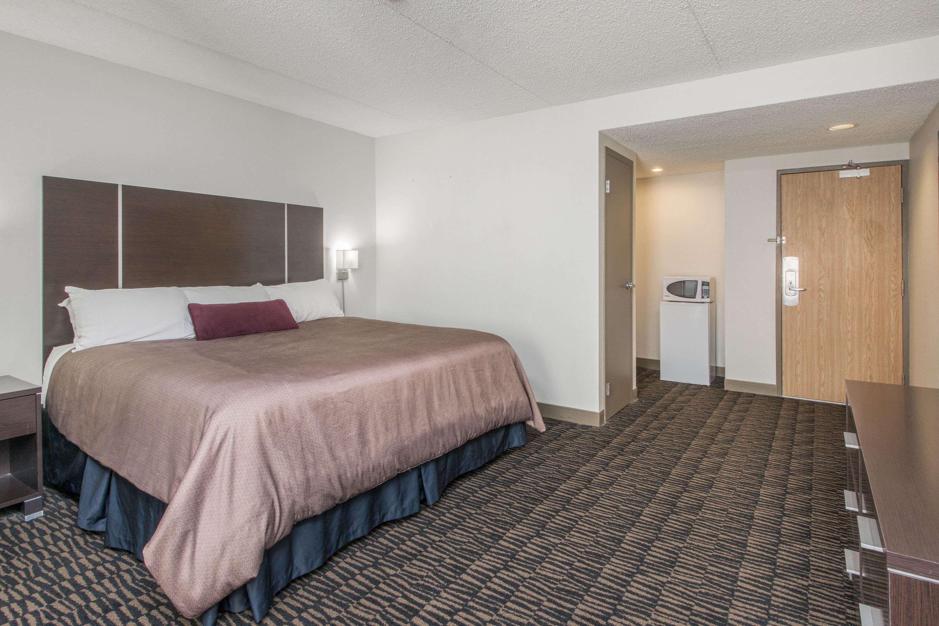 Ramada Plaza By Wyndham Niagara Falls Exterior foto