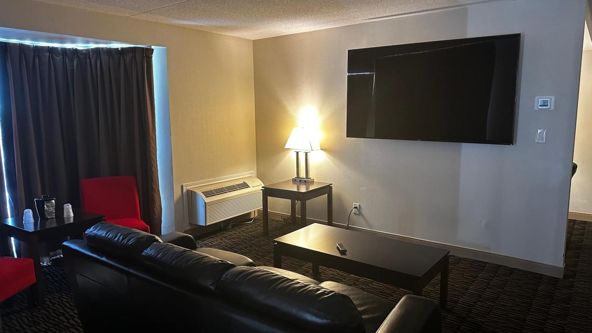 Ramada Plaza By Wyndham Niagara Falls Exterior foto
