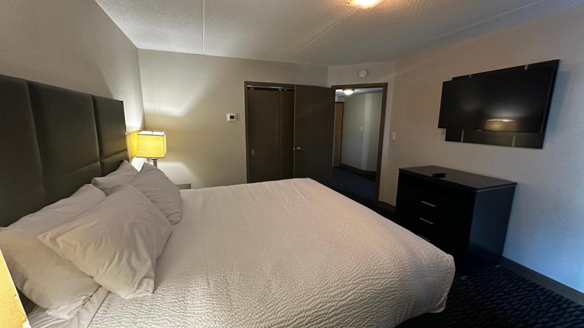 Ramada Plaza By Wyndham Niagara Falls Exterior foto