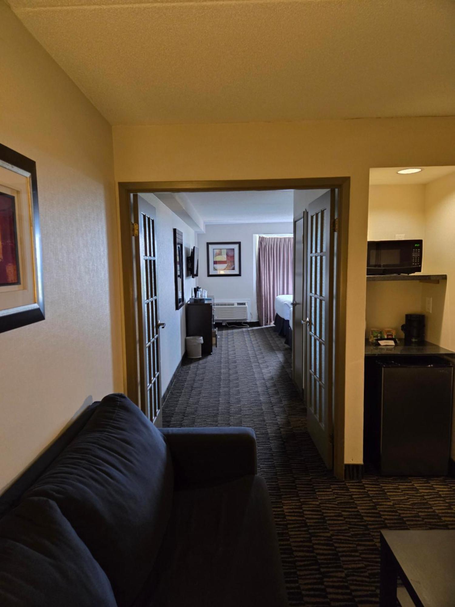 Ramada Plaza By Wyndham Niagara Falls Exterior foto