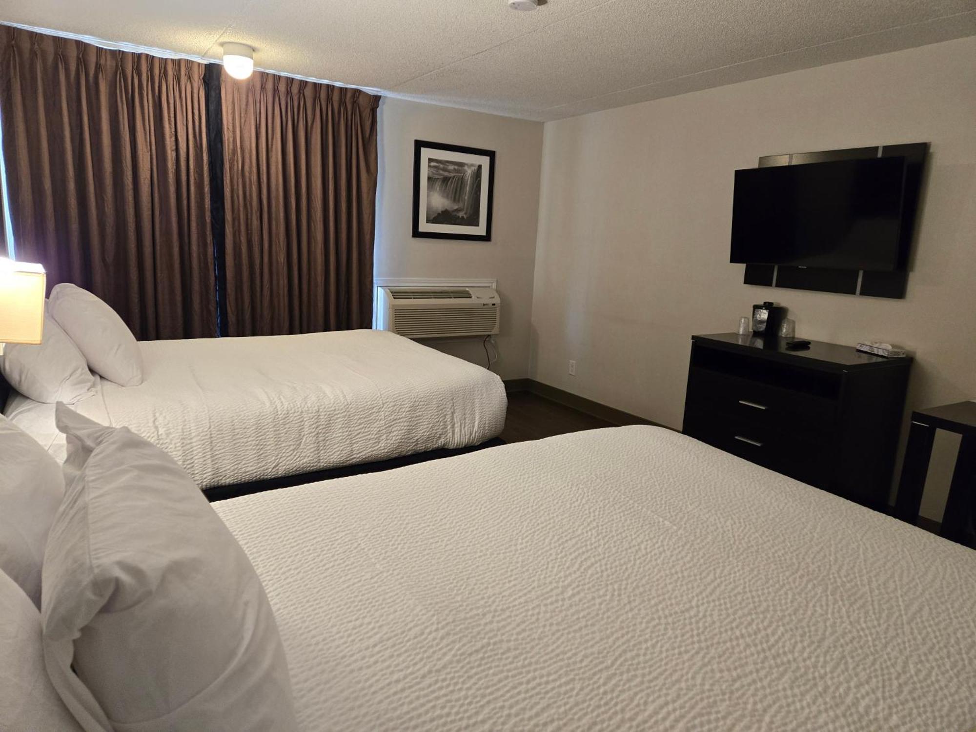 Ramada Plaza By Wyndham Niagara Falls Exterior foto